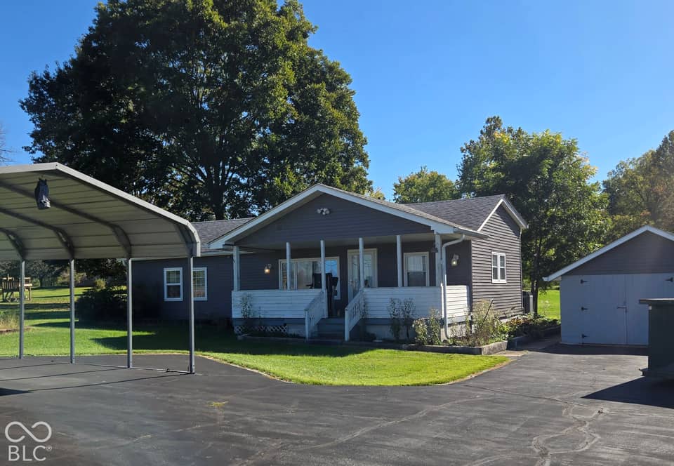 565 W Greencastle Road, Mooresville