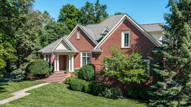 4328 Heyward Lane, Indianapolis, IN 46250, photo 4 of 95