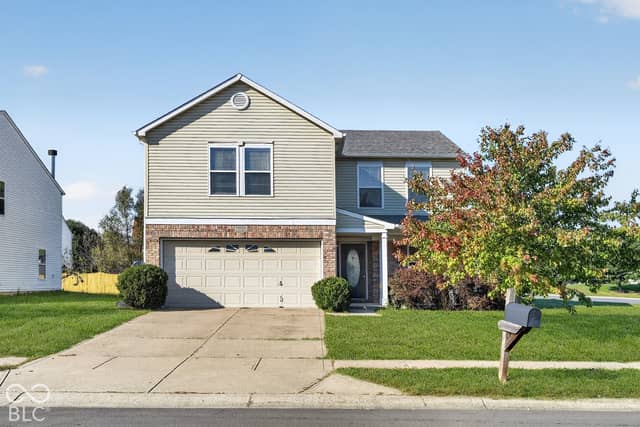 10436 Waverly Drive, Indianapolis, IN 46234, photo 2 of 43