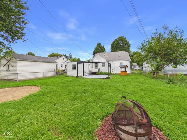 327 Edgemound Drive, Anderson, IN 46013, photo 5 of 20