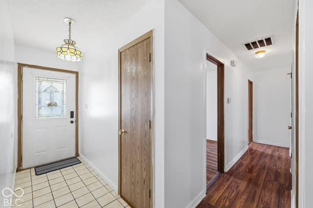 8220 Parsley Lane, Indianapolis, IN 46237, photo 5 of 23