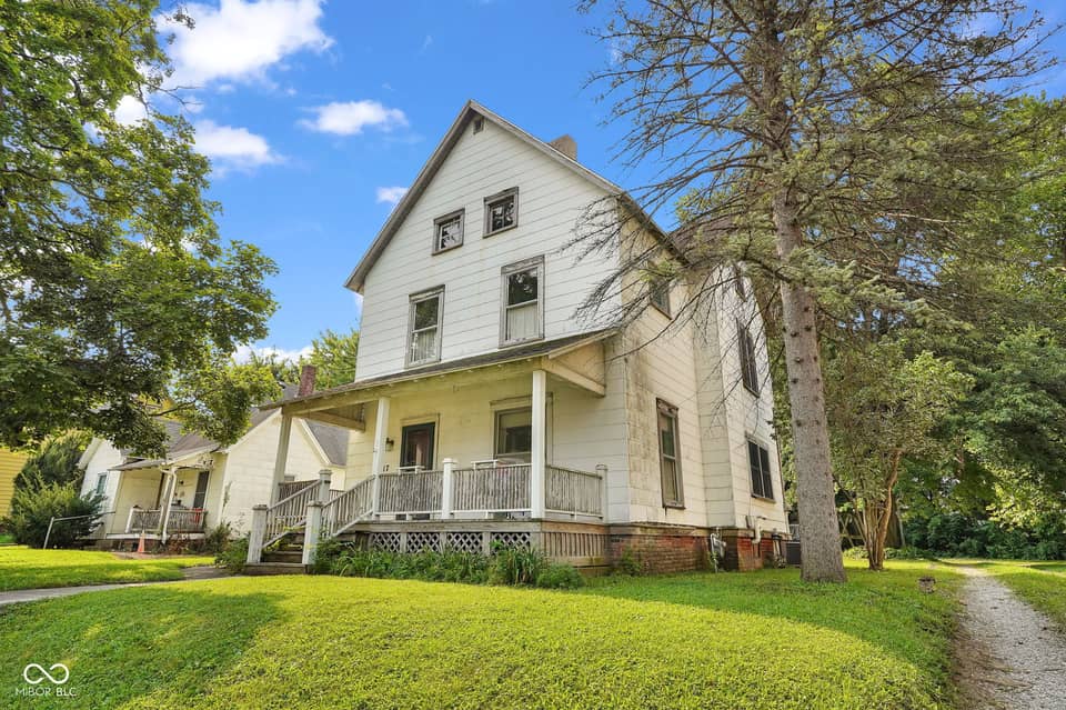 617 E Pike Street, Crawfordsville, IN 47933, photo 1 of 47