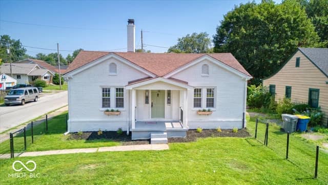 102 N Sheridan Avenue, Indianapolis, IN 46219, photo 4 of 24