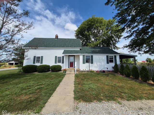 6957 N 300 E, Whiteland, IN 46184, photo 2 of 53