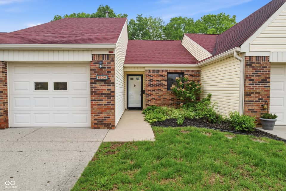 5304 Caring Cove, Indianapolis