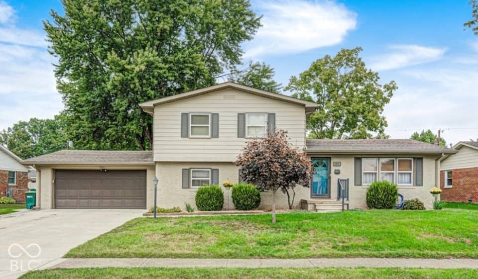 1400 Denver Drive, Plainfield, IN 46168, photo 1 of 38