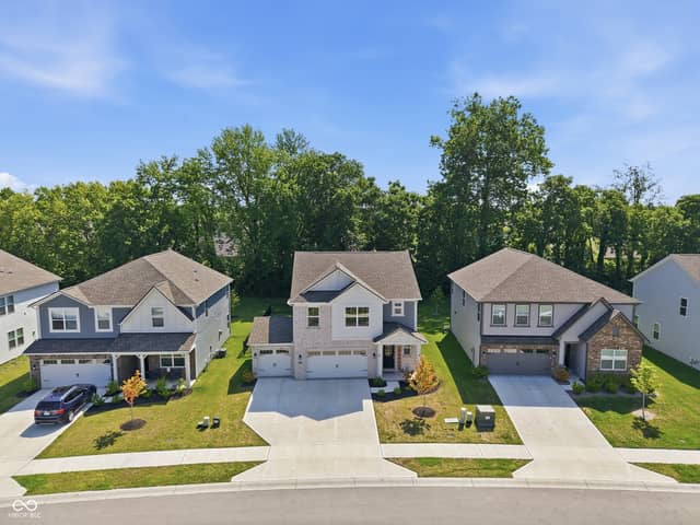 19328 Bald Cypress Court, Noblesville, IN 46062, photo 2 of 43