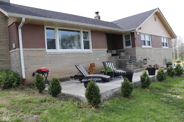 1266 N Morgantown Road, Greenwood, IN 46142, photo 4 of 43
