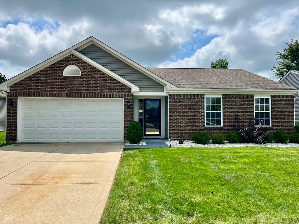 6815 W Odessa Way, McCordsville, IN 46055, photo 1 of 41
