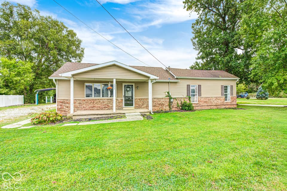 2867 S County Road 150 Road W, Greencastle