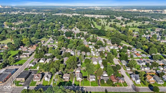 2528 Madison Avenue, Indianapolis, IN 46225, photo 5 of 40