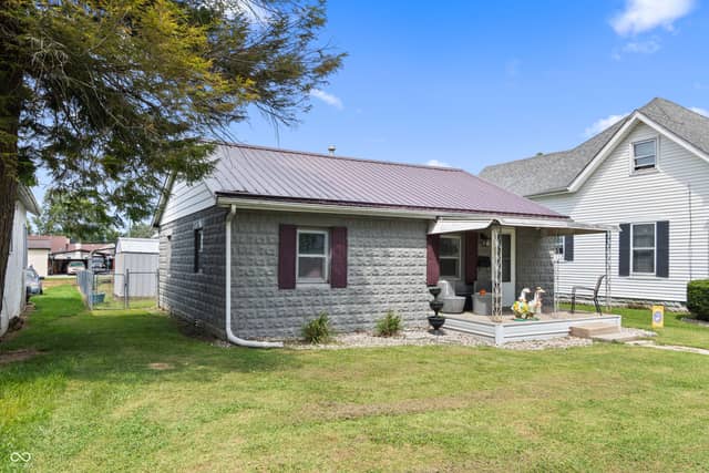 322 E 7th Street, Rushville, IN 46173, photo 4 of 19