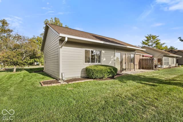 1919 Crystal Bay East Drive, Plainfield, IN 46168, photo 4 of 40