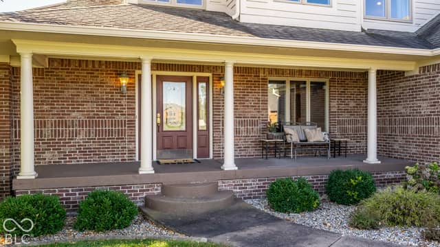 3634 N Hunters Court, Greenfield, IN 46140, photo 4 of 43