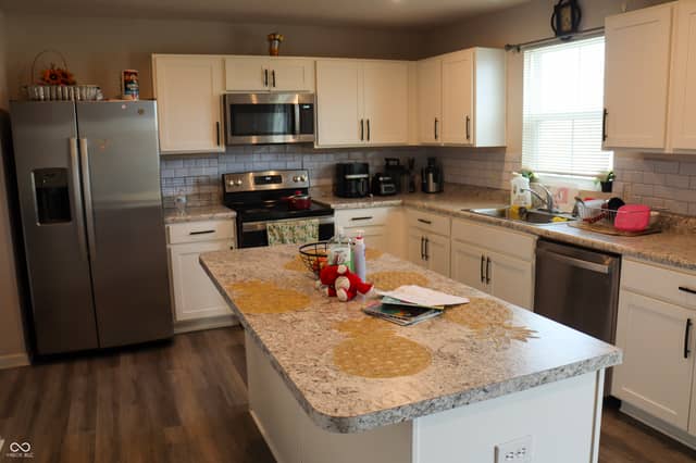 145 N Fairfield Drive, Danville, IN 46122, photo 4 of 10