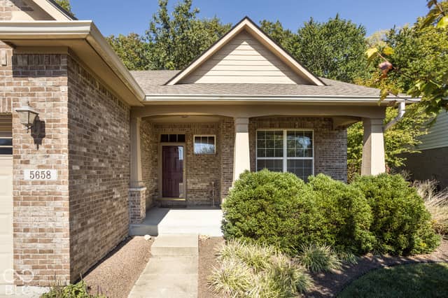 5658 Augusta Woods Drive, Plainfield, IN 46168, photo 3 of 41