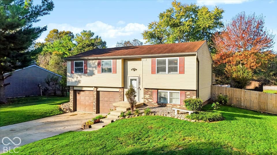 7802 Savannah Drive, Indianapolis, IN 46217, photo 1 of 54