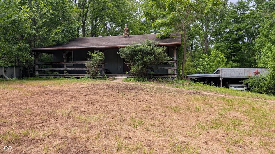 6715 E Gross Road, Bloomington