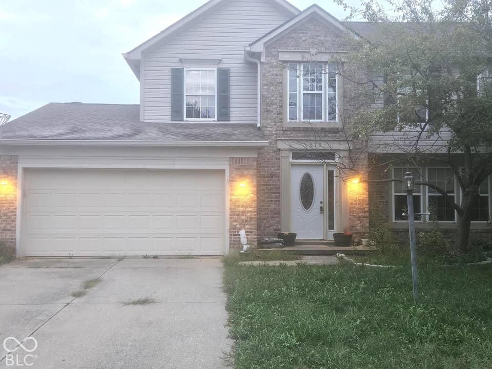 878 Waveland Lane, Greenwood, IN 46143, photo 1 of 13