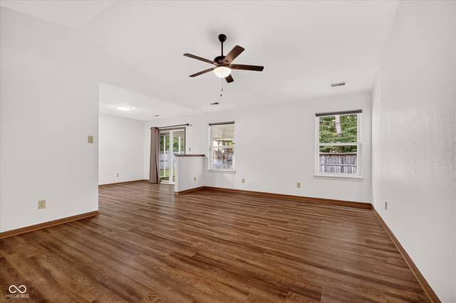 7449 Grandview Drive, Avon, IN 46123, photo 5 of 35