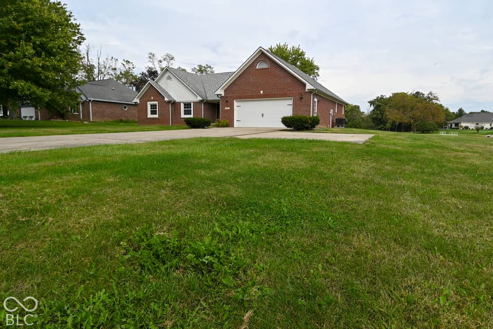 7920 Hadley Street, Coatesville, IN 46121, photo 1 of 62