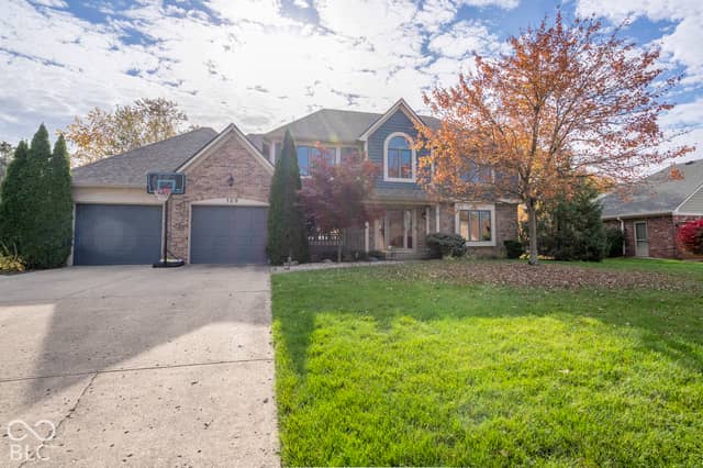 129 Yorkshire Boulevard E, Indianapolis, IN 46229, photo 3 of 39