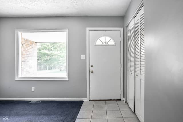5821 Furnas Road, Indianapolis, IN 46221, photo 5 of 28
