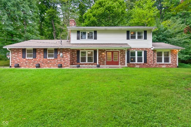 12900 W 50 S, Columbus, IN 47201, photo 4 of 31