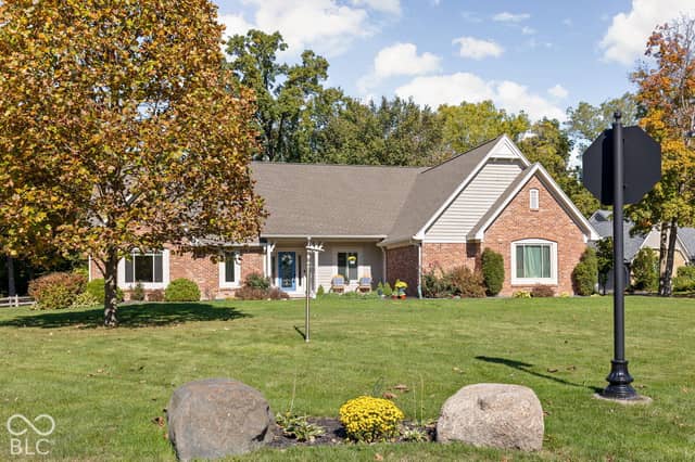 10704 Sand Key Circle, Indianapolis, IN 46256, photo 2 of 83