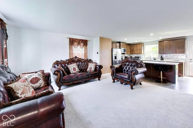 2289 Holiday Creek Drive, Whitestown, IN 46075, photo 5 of 26