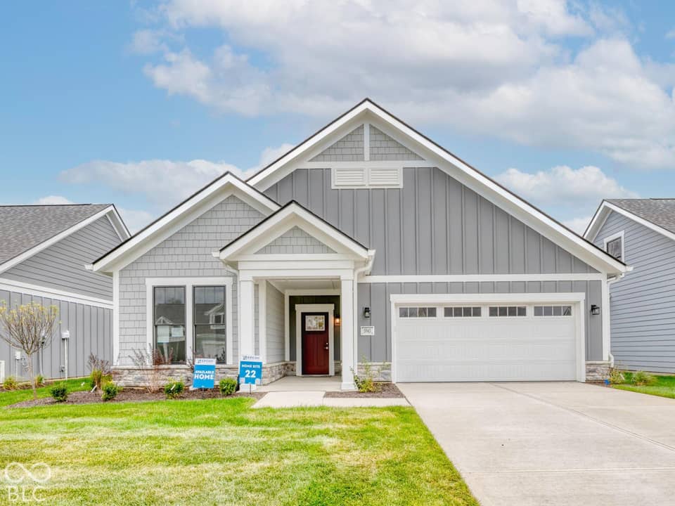 5945 Maple Glen Drive, Noblesville, IN 46062, photo 1 of 32