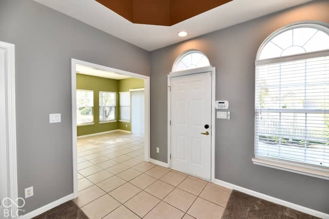 6673 Avila Way, Fishers, IN 46038, photo 4 of 32