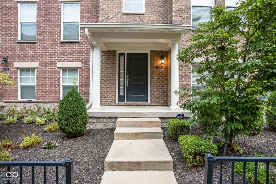 9556 Oakley Drive, Indianapolis