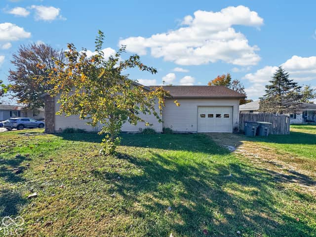 135 E Harrison Drive, Seymour, IN 47274, photo 5 of 35