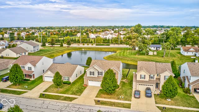 848 Briarstone Drive, Greenwood, IN 46143, photo 3 of 54