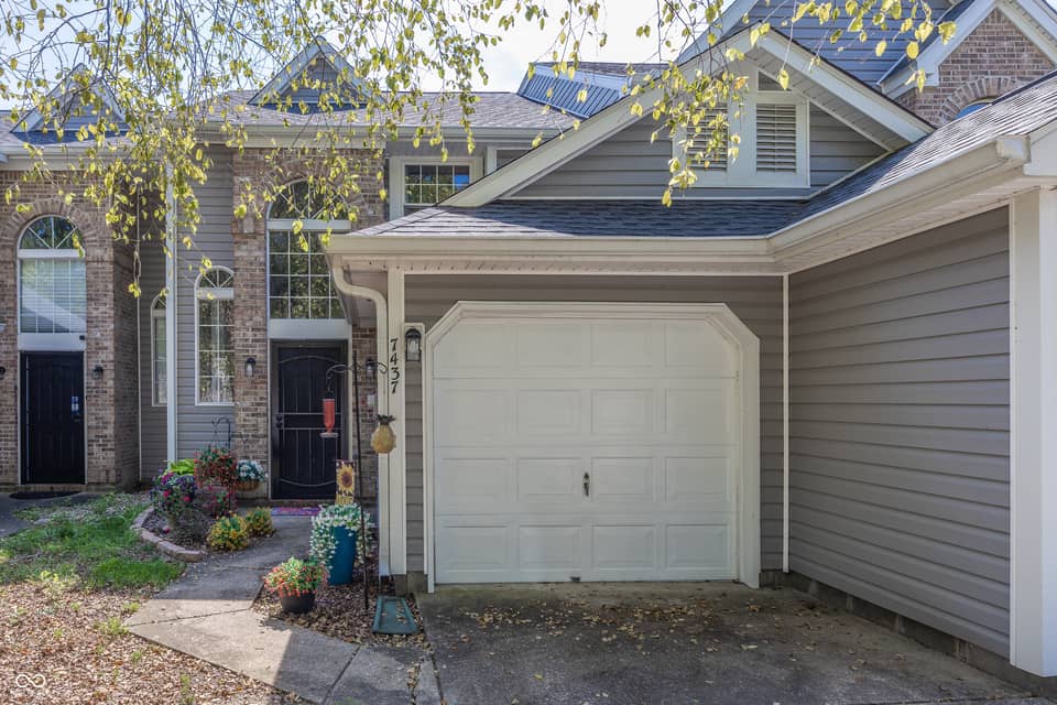 7437 Oceanline Drive, Indianapolis