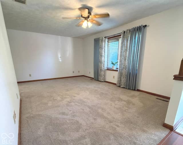 1383 Holiday Lane W, Brownsburg, IN 46112, photo 5 of 19