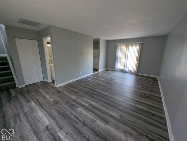 2215 N Kenwood Avenue, Indianapolis, IN 46208, photo 4 of 22