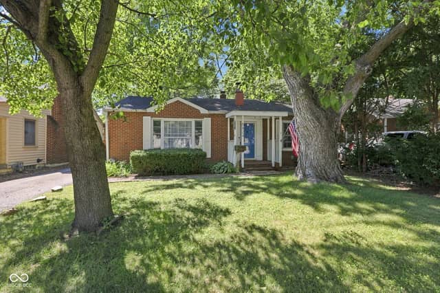 5824 N Keystone Avenue, Indianapolis, IN 46220, photo 2 of 33