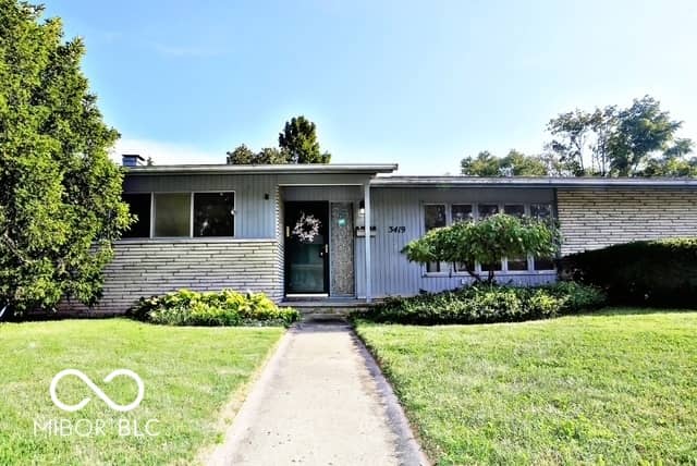 3419 Larkspur Lane, Columbus