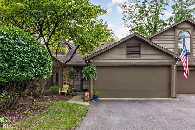 2211 Van Ness Place, Indianapolis, IN 46240, photo 3 of 41