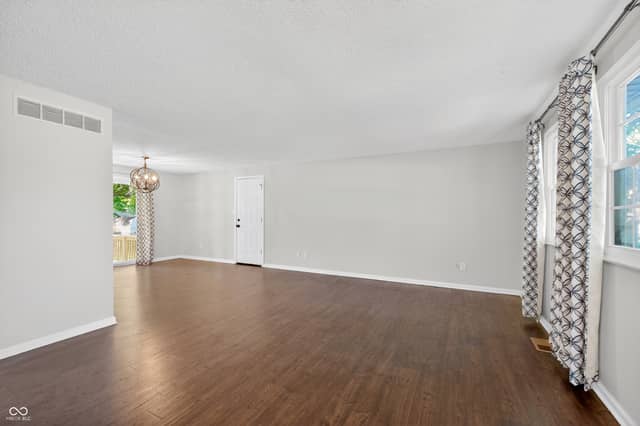 10355 E 30th Street, Indianapolis, IN 46229, photo 4 of 28