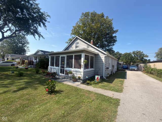 8912 Robey Drive, Indianapolis, IN 46234, photo 3 of 12