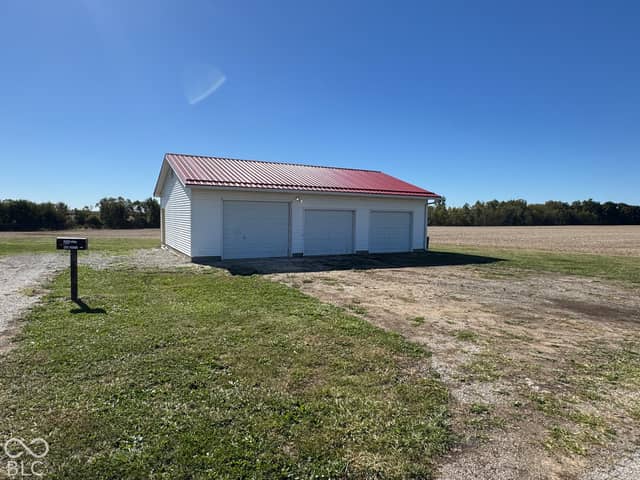 1531 E 400 S, Veedersburg, IN 47987, photo 3 of 20