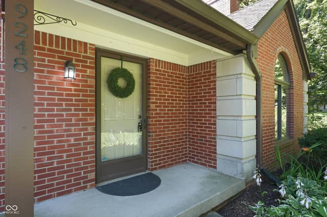 9248 Golden Woods Drive, Indianapolis, IN 46268, photo 5 of 41
