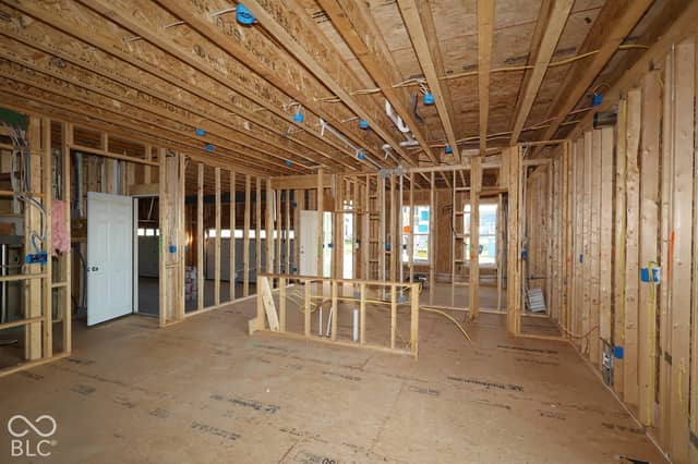 4058 Hahn Lane, Greenwood, IN 46143, photo 4 of 17