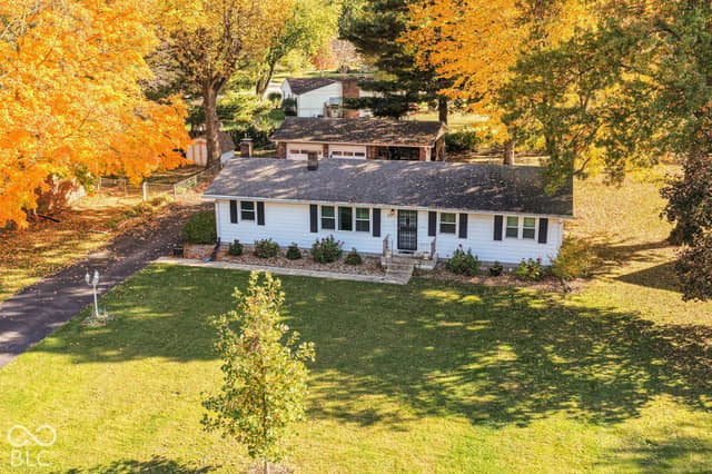 2335 E Loretta Drive, Indianapolis, IN 46227, photo 2 of 23