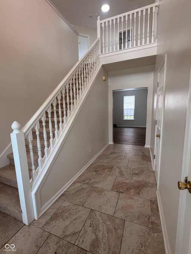 536 Ironridge Court, Indianapolis, IN 46239, photo 4 of 35