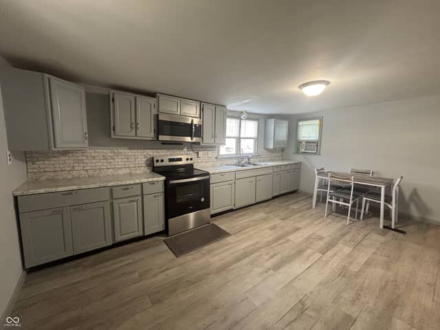 613 W Washington Street, Greensburg, IN 47240, photo 4 of 7