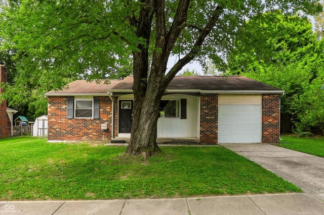 6864 Cordova Drive, Indianapolis, IN 46221, photo 3 of 48